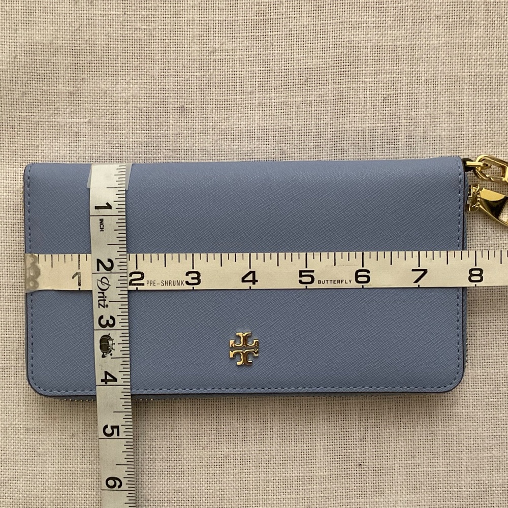 Tory Burch Robinson Leather Continental Wallet Wristlet Passport Organizer NWOT - Picture 3 of 16